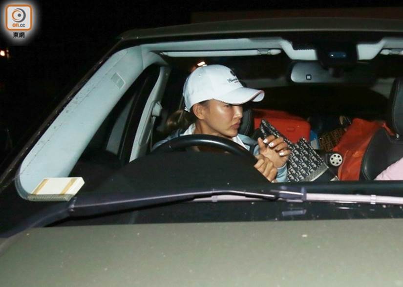 Tài tử TVB bẽ bàng khi xem ảnh ngoại tình của vợ trẻ-3