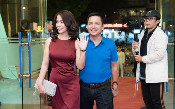 Nhan sắc rạng rỡ thời đi thi Hoa hậu của bạn gái mới NSƯT Chí Trung-1