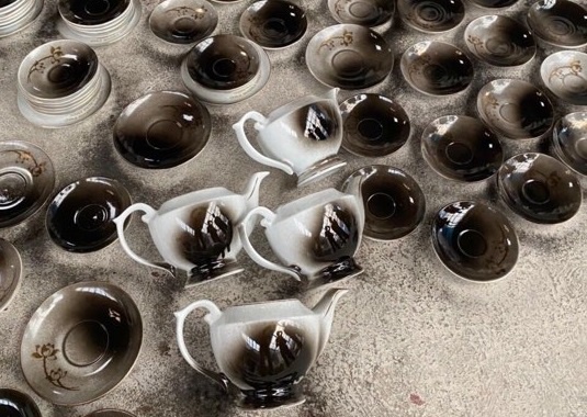 Cơ sở bán đồ gốm in tên Chủ tịch nước, Thủ tướng bị phạt 6 triệu-1