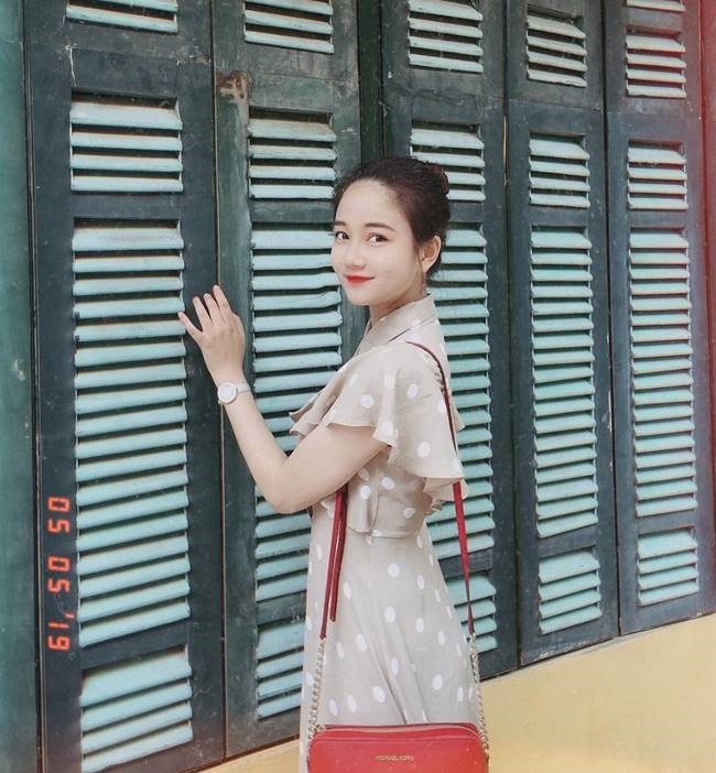 3 hoa khôi thành BTV trẻ nhất nhì VTV: Người mặc gợi cảm, người bị nhắc vì đơn sơ-9