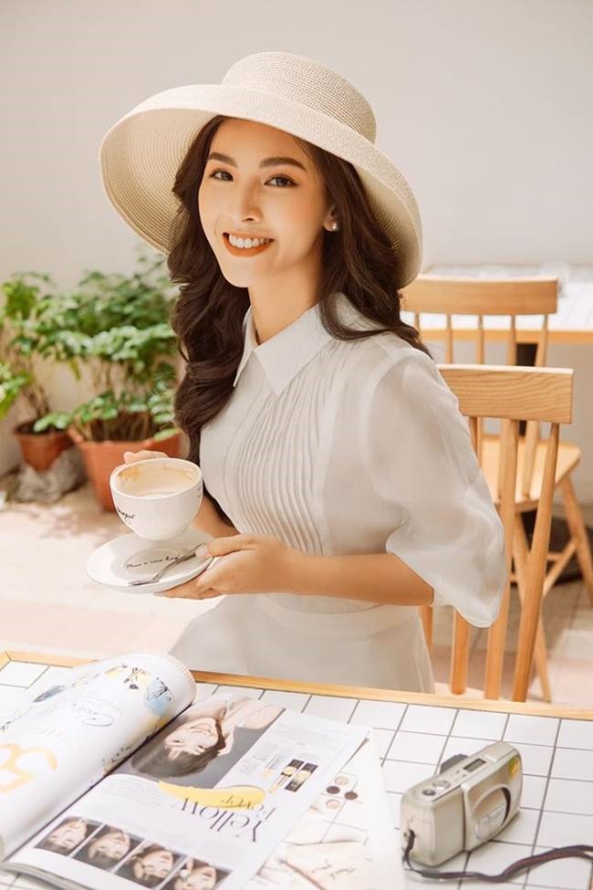 3 hoa khôi thành BTV trẻ nhất nhì VTV: Người mặc gợi cảm, người bị nhắc vì đơn sơ-16