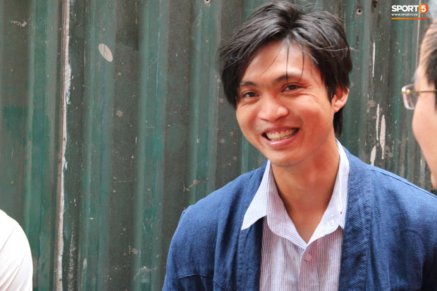 Dàn cầu thủ HAGL đổ bộ xuống đám hỏi của Duy Mạnh: Ai cũng tươi rói nhưng chiếm spotlight là Tuấn Anh với sự giản dị của anh chàng-3