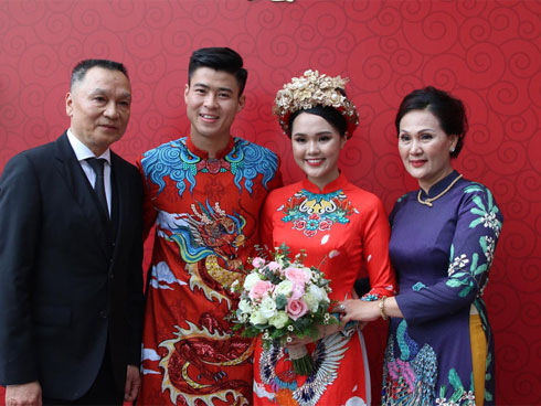 Ngắm loạt ảnh đám hỏi Duy Mạnh - Quỳnh Anh: Cô dâu xinh xắn hết nấc, chú rể cười toe toét từ đầu đến cuối-14