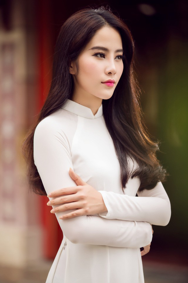 Nam Em - mỹ nhân xui xẻo về đường tình duyên nhất nhì showbiz Việt-5