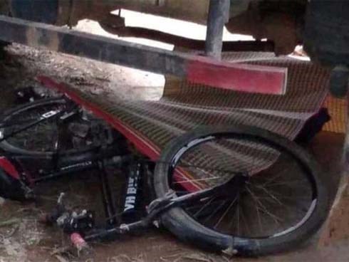 Xót xa trước hoàn cảnh bé trai lớp 4 tử vong trên đường đi học về do tai nạn: Bố đang thụ án trong tù vì giết mẹ