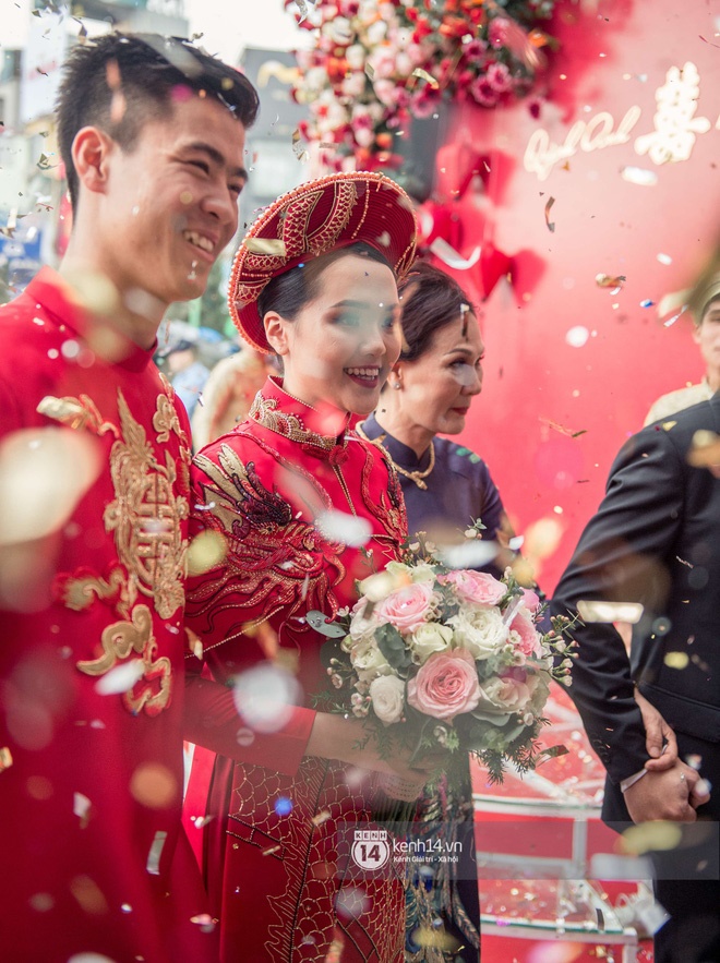 Ngắm loạt ảnh đám hỏi Duy Mạnh - Quỳnh Anh: Cô dâu xinh xắn hết nấc, chú rể cười toe toét từ đầu đến cuối-7