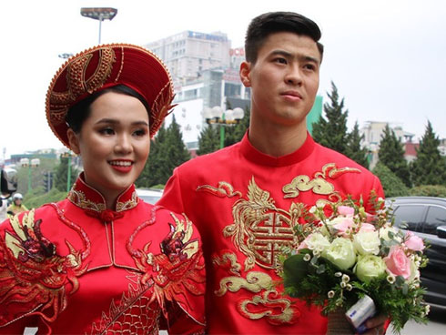 Chị gái Quỳnh Anh chiếm trọn spotlight trong đám rước dâu em gái vì quá xinh đẹp, nhìn ảnh ngoài đời còn choáng hơn-10