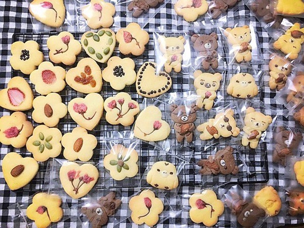 Mẹ tự làm bánh quy hình ngộ nghĩnh cho con thích mê-2