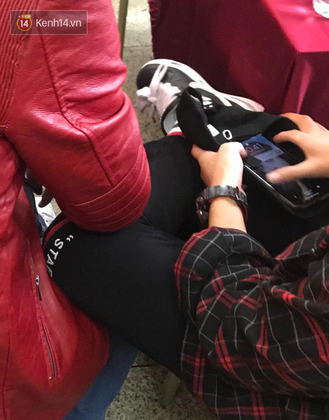 Không thoát khỏi câu bao giờ lấy vợ ở đám hỏi Duy Mạnh, Văn Toàn thừa nhận đã có bồ, Văn Thanh đáp cực lầy-7