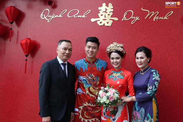 Tiệc cưới Duy Mạnh - Quỳnh Anh tổ chức ở khách sạn 5 sao sang bậc nhất Việt Nam, nơi ghi dấu tình yêu bắt đầu-2