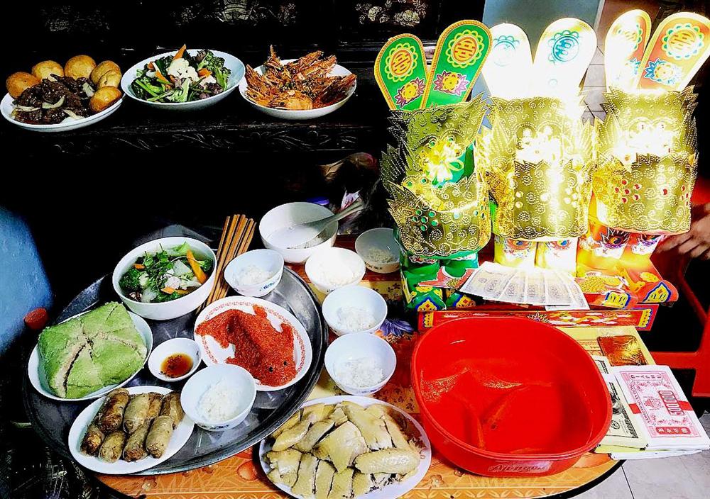 Nên đặt mâm cơm cúng ông Công ông Táo ở đâu?-1