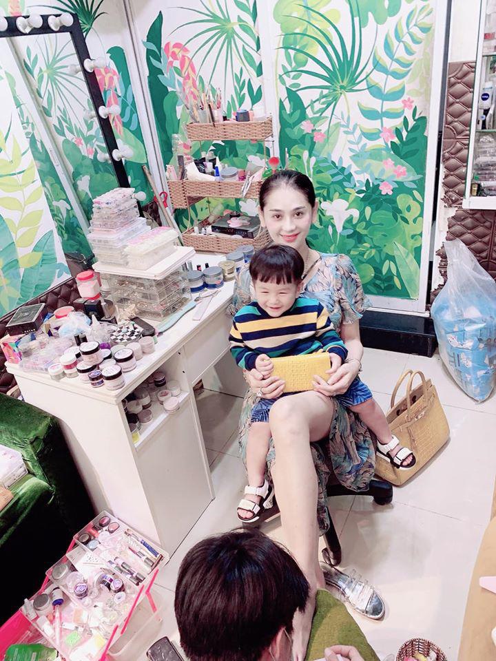Nhìn cách nuôi dạy con của Lâm Khánh Chi, công chúng đồng tình khen đây chính là một người mẹ thực thụ-4