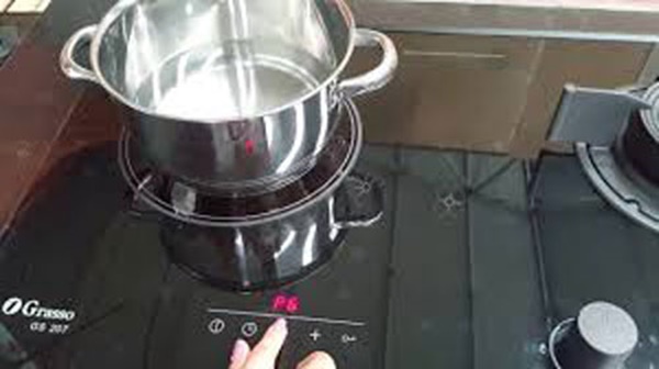 Bỏ túi mẹo làm sạch nhà bếp chỉ trong nháy mắt-1