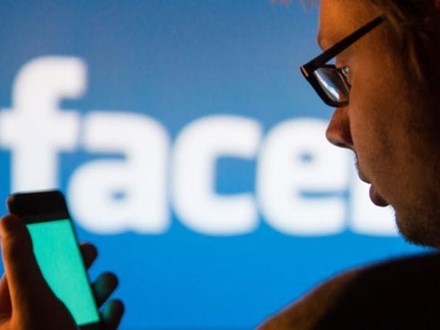 Cách chia sẻ màn hình smartphone qua Facebook Messenger