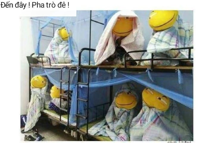 Giáo viên chủ nhiệm đến kiểm tra kí túc xá bị học trò cả gan hù dọa, thầy tung đòn trị ngay hội nhất quỷ nhì ma-8