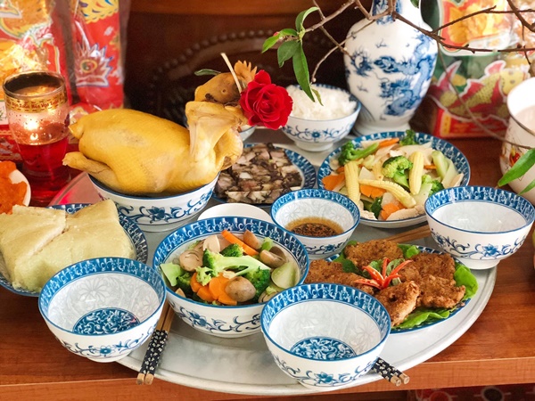Mâm cơm cúng Táo quân sáng tạo, dễ làm cho mẹ đảm hiện đại-1