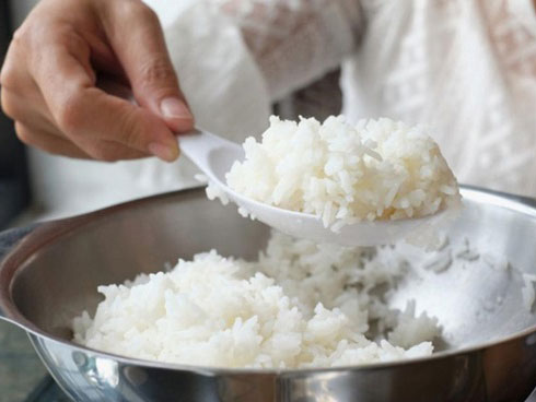 Mẹ già 83 tuổi đột nhiên qua đời, gia đình kiểm tra camera phát hiện sự thật đau lòng-2