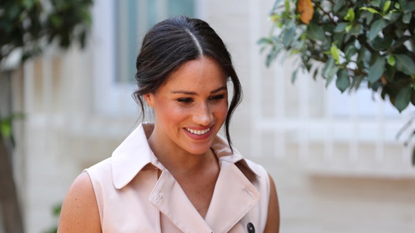 Meghan Markle muối mặt khi bị tờ báo hàng đầu Canada dội gáo nước lạnh, khẳng định cặp đôi hoàng gia không được chào đón tại đây-2