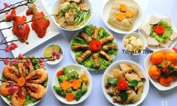 Vội vàng làm cỗ ông Công ông Táo sớm, mẹ Hà Nội&nbsp;khiến ai cũng bất ngờ vì hoành tráng quá”-4