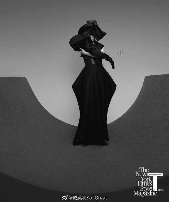 Triệu Vy gây thương nhớ vì nhan sắc khiến người ta kinh ngạc ở tuổi 43-8