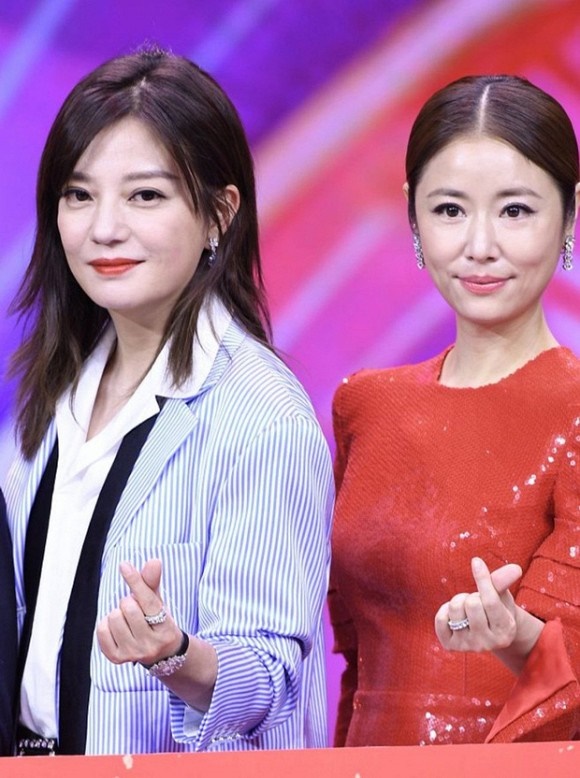 Triệu Vy gây thương nhớ vì nhan sắc khiến người ta kinh ngạc ở tuổi 43-12