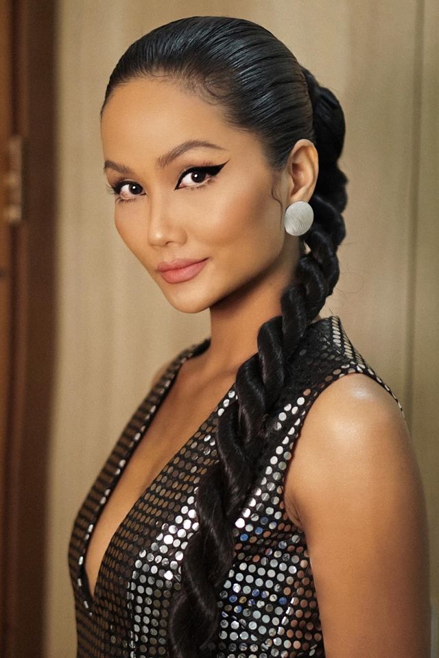 Dự 2 sự kiện thảm đỏ liên tiếp, HHen Niê không may mắn khi đều quay vào ô mất điểm-2