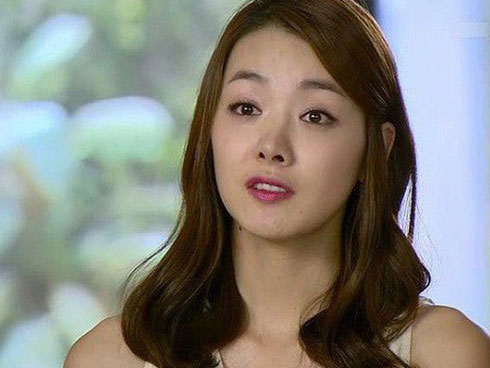 Kiểm tra cặp sách của con và nhìn thấy tập tranh vẽ, tôi mở ra xem mà giật mình hoảng hốt rồi đau đớn tột cùng-2