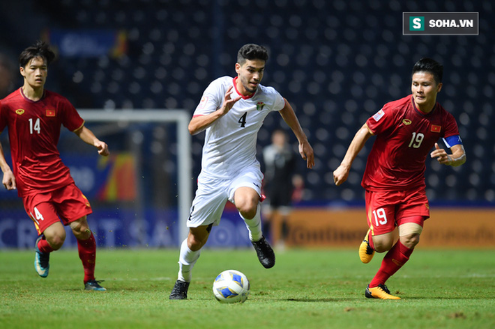 Quang Hải im tiếng, ai sẽ là người sẽ giải cứu thầy Park trước U23 Triều Tiên?-1