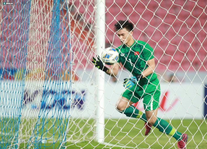 Bùi Tiến Dũng sai lầm chết người, U23 Việt Nam bị loại trong tột cùng tủi hổ-5