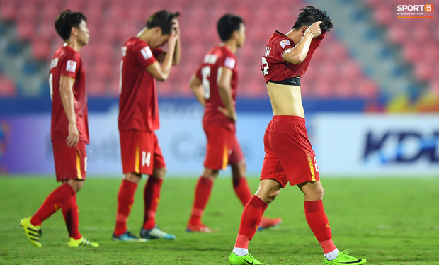 Về nhà thôi các chàng trai áo đỏ, vượt qua giông bão rồi cầu vồng vẫn sẽ đợi chúng ta!-1