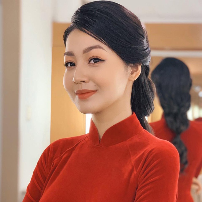 Nữ MC xinh đẹp, 18 tuổi đã lọt vào mắt xanh” sếp lớn VTV3 ngay lần gặp đầu tiên là ai?-7