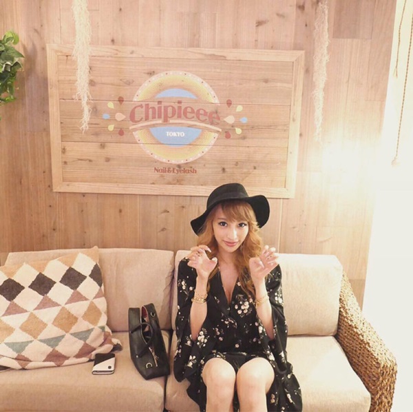 Tiêu xài hết gần 22 tỷ của chồng, mẫu Nhật&nbsp;đòi ly hôn vì nửa kia không còn tiền cho mình ăn chơi-5