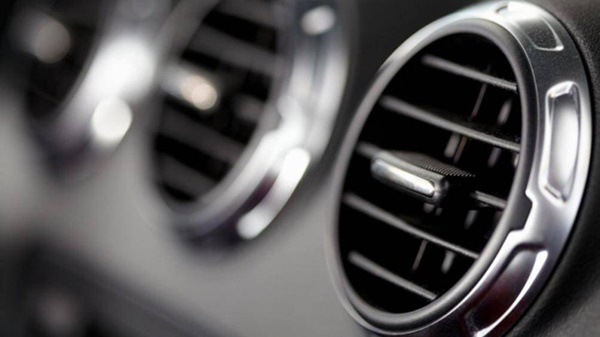 8 mẹo vệ sinh nội thất ô tô đơn giản và nhanh gọn để đón Tết-2