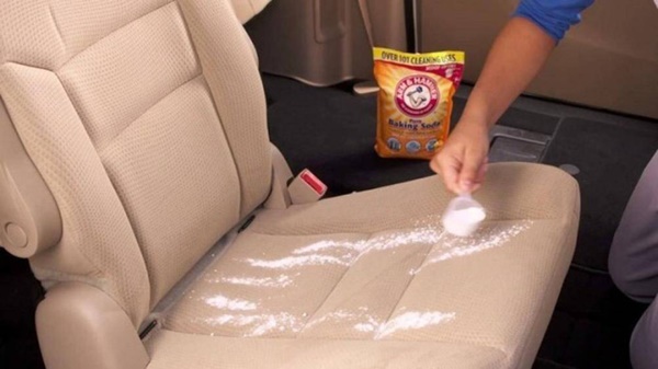 8 mẹo vệ sinh nội thất ô tô đơn giản và nhanh gọn để đón Tết-3