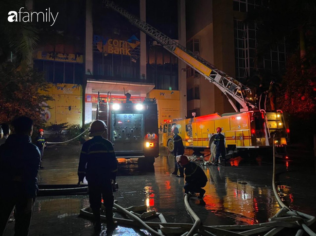 Danh tính 2 cô gái trẻ tử vong thương tâm trong vụ cháy tòa nhà ngân hàng dầu khí ở Thanh Hóa-1