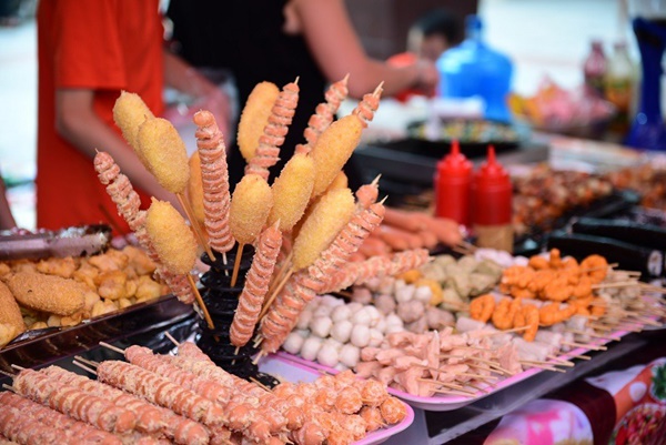 Đi siêu thị sắm Tết phải né ngay những món đồ siêu bẩn”, tưởng ngon lành nhưng chứa cả ổ vi khuẩn làm cả nhà ốm yếu-1