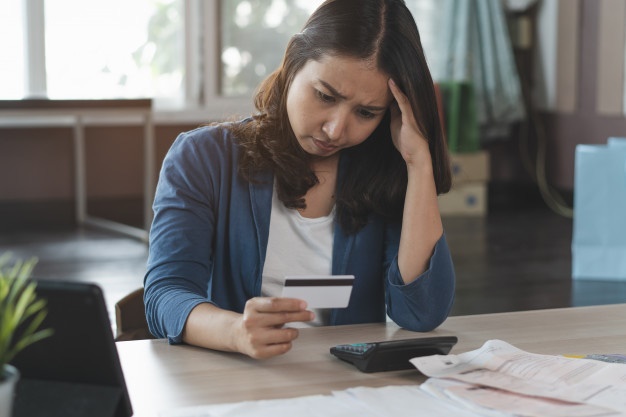 Dân công sở điêu đứng vì thưởng Tết vừa về đã bị trừ thuế nặng: Quy định và công thức tính ra sao?-2