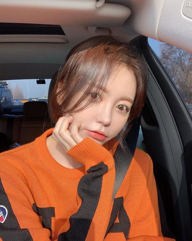 Từ giờ đến Tết, thoa kem dưỡng ẩm theo cách này thì da căng mọng, gương mặt săn gọn và tươi trẻ hẳn ra-1