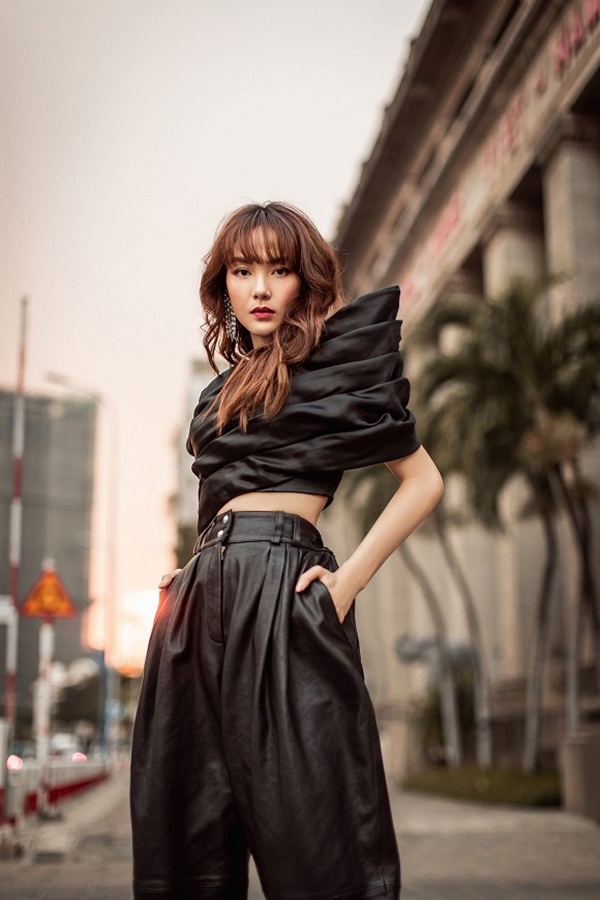 Minh Hằng sành điệu, khoe eo thon dáng chuẩn xuống phố, tiết lộ kế hoạch đón Tết-8