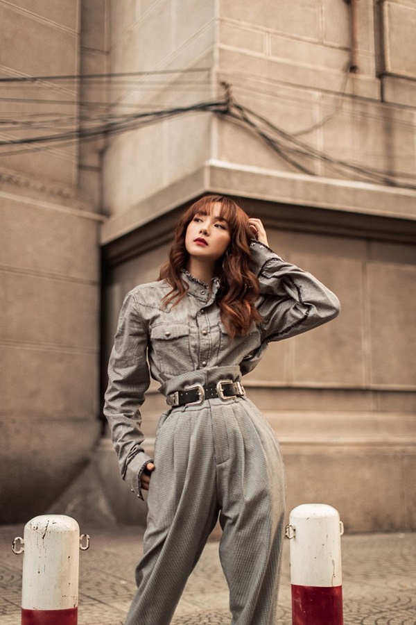 Minh Hằng sành điệu, khoe eo thon dáng chuẩn xuống phố, tiết lộ kế hoạch đón Tết-14