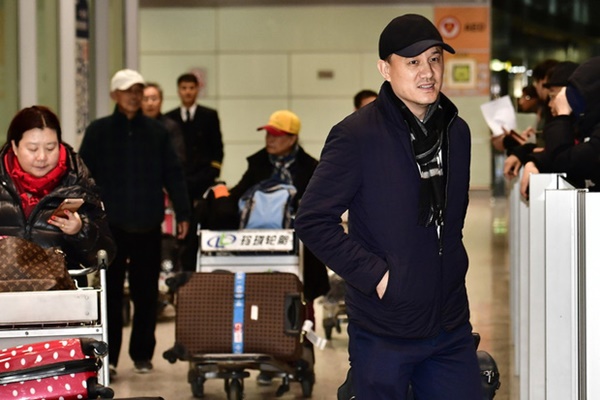 Buồn như đội tuyển U23 Trung Quốc ngày về nước: Đã mệt lả, kiệt sức vì chuyến bay dài lại còn bị các CĐV quay lưng-7