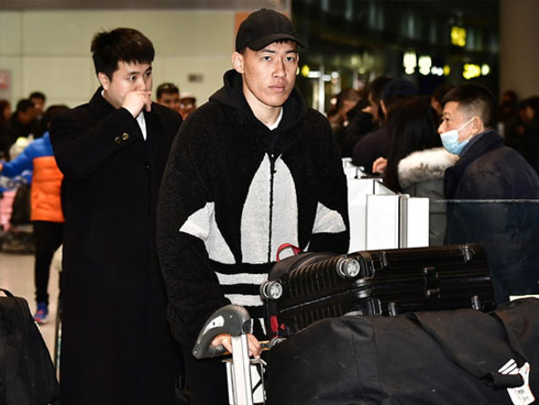 Báo châu Á gây sốc với bình luận cực gắt: Đình Trọng là cầu thủ chơi xấu nhất U23 Việt Nam, ông Park cực giỏi dùng chiêu trò khiêu khích trọng tài-4