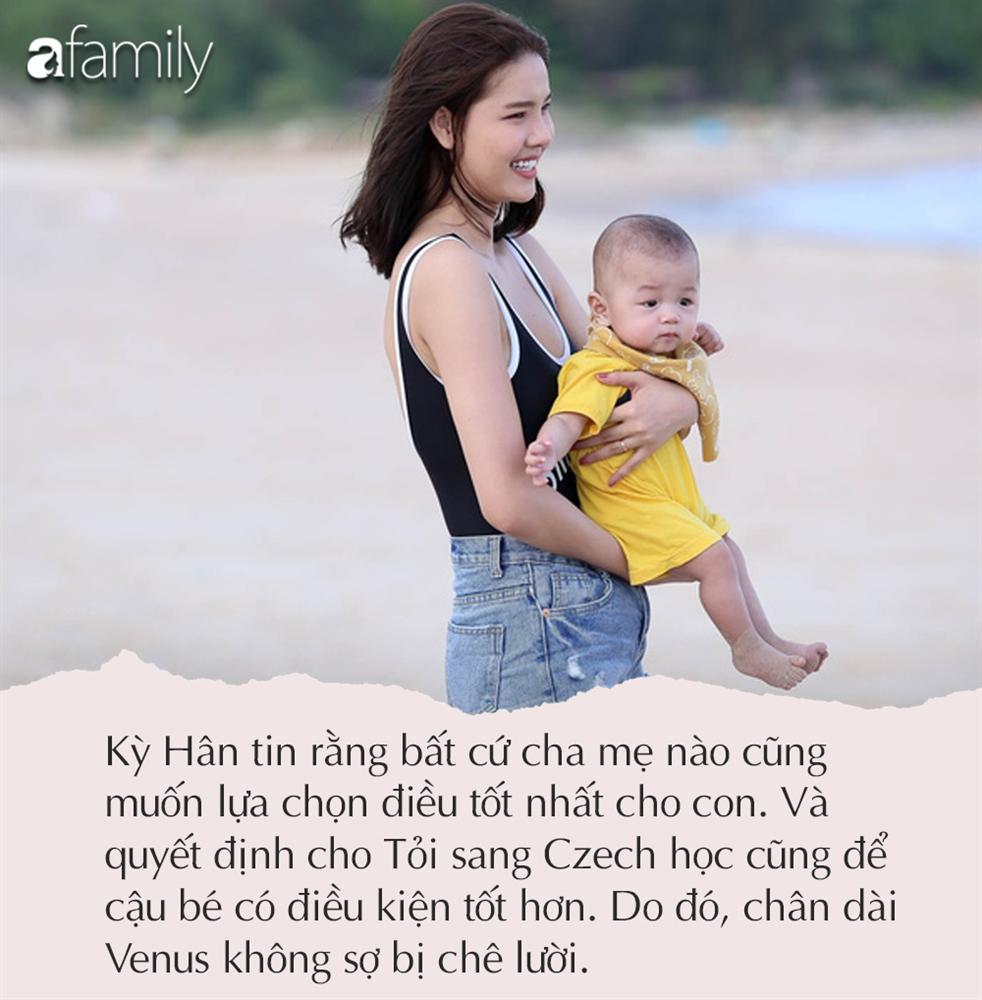 4 tháng học tập bên trời Tây, bé Tỏi về nhà ăn Tết khiến Kỳ Hân cũng bất ngờ vì con trai trưởng thành thấy rõ-4