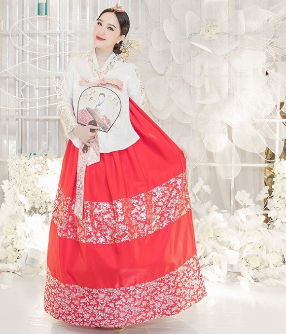 Bảo Thy khoe vẻ đẹp ngày càng thăng hạng sau khi về nhà chồng-1