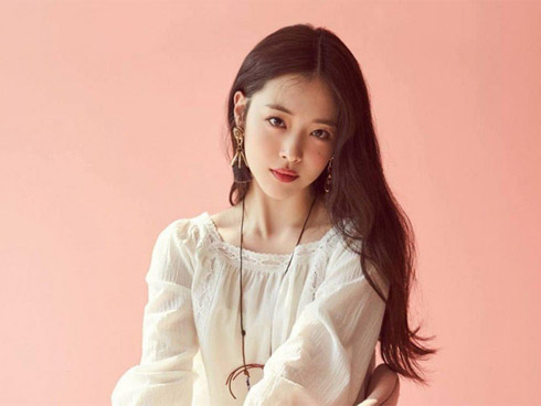 Phim tài liệu về Sulli: Mẹ ruột cạn nước mắt xác nhận con gái cố tự tử hậu chia tay Choiza, Tiffany bật khóc hối hận nói về người em-16