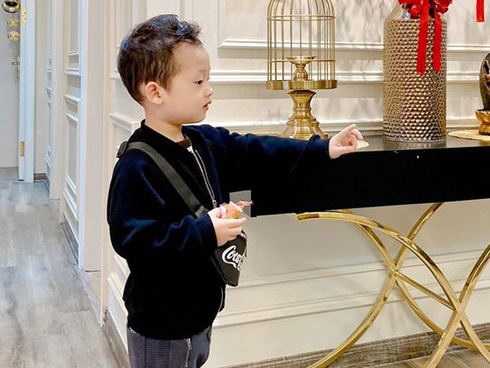 Đầu năm Ly Kute khoe ảnh nhà mới, dân tình lại tìm ra vị trí đắc địa của căn hộ-11