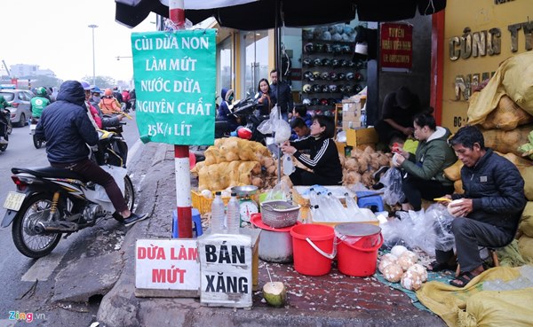 Thu về 30-50 triệu mỗi ngày từ bán dừa làm mứt-1