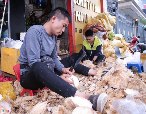 Thu về 30-50 triệu mỗi ngày từ bán dừa làm mứt-2