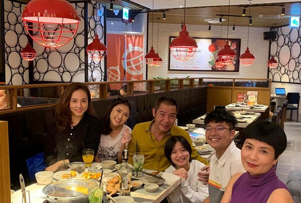 Tình duyên trái ngược của dàn sao Táo Quân: Hơn một nửa rạn nứt hôn nhân, riêng NSƯT Xuân Bắc viên mãn nhất!-11