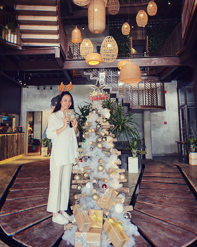 Đàm Thu Trang lại lộ biểu hiện mang bầu dù chưa từng thừa nhận-2